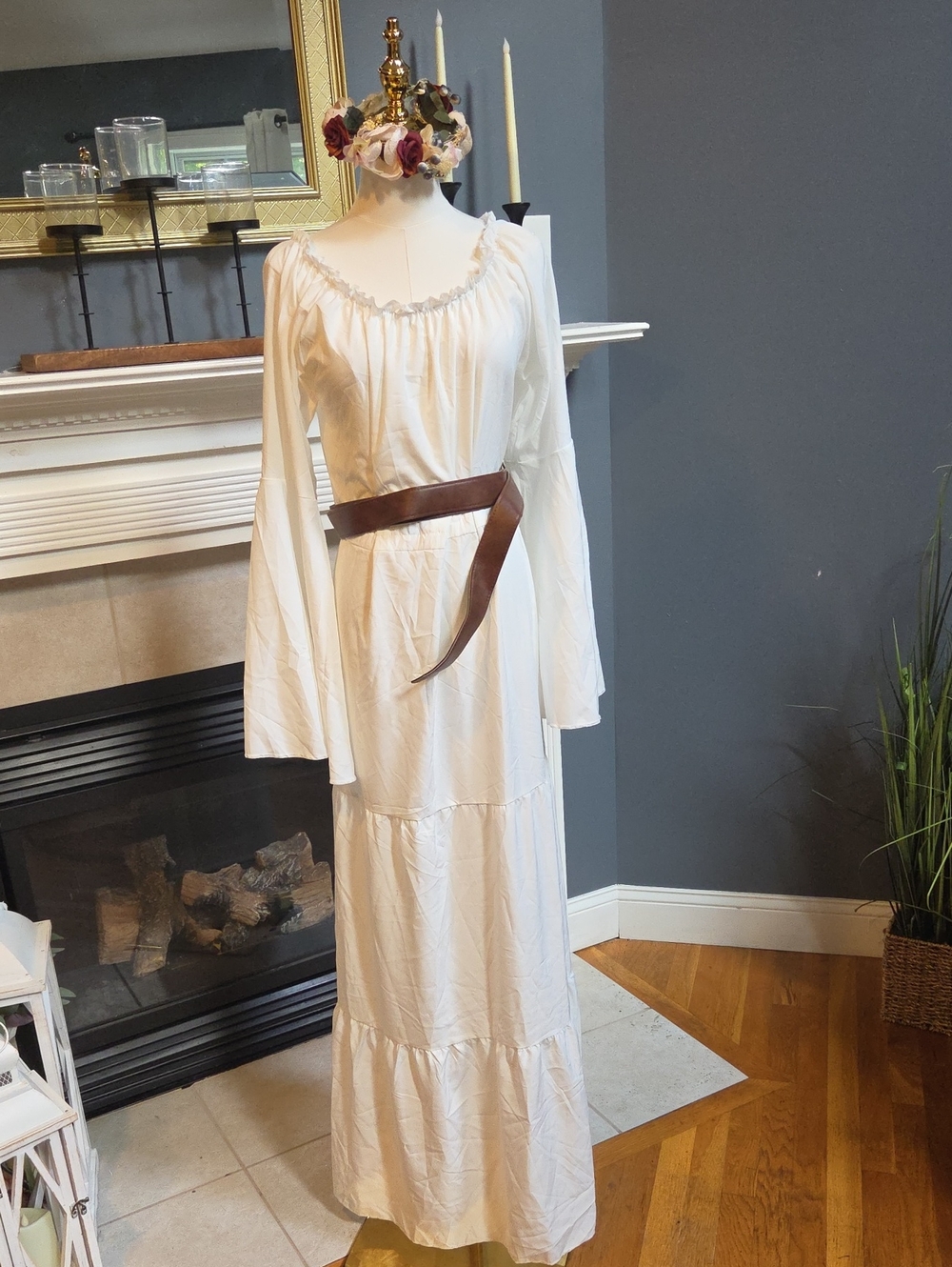 Womens Romantic White Maxi Dress with Bell Sleeves W/ Floral Acce  - Size Xxl